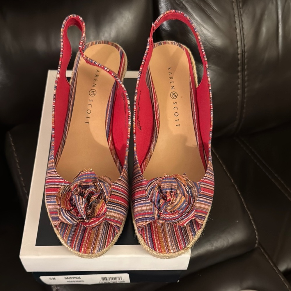 Karen Scott Red and Pink Espadrilles with Rosette Design
